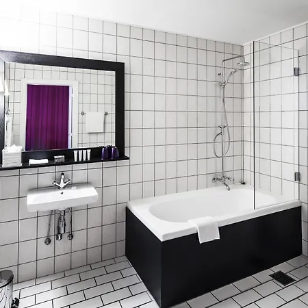 First Grand Szálloda 4*