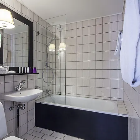 Szálloda First Grand