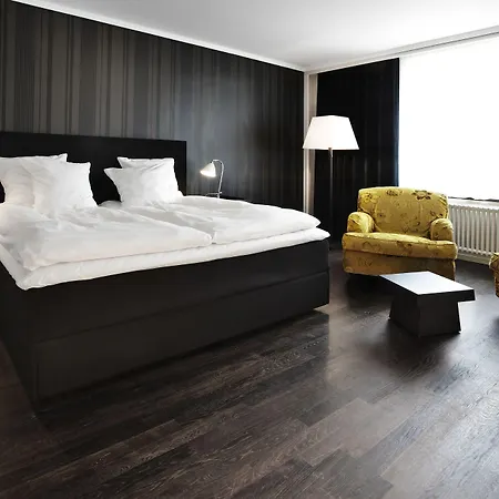 First Grand Szálloda 4*