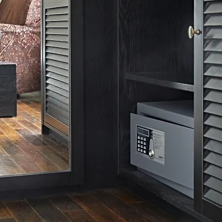 First Grand Szálloda 4*