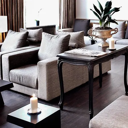 Szálloda First Grand 4*