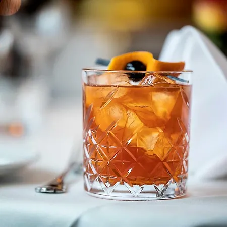 First Grand Hotel 4*