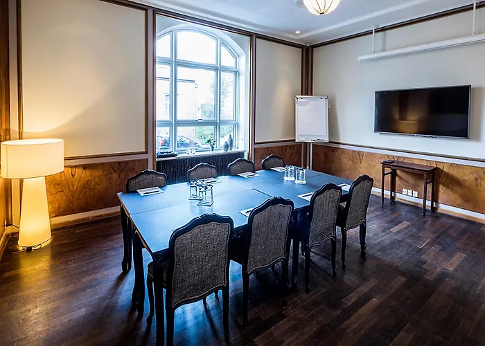 Hotel First Grand 4*