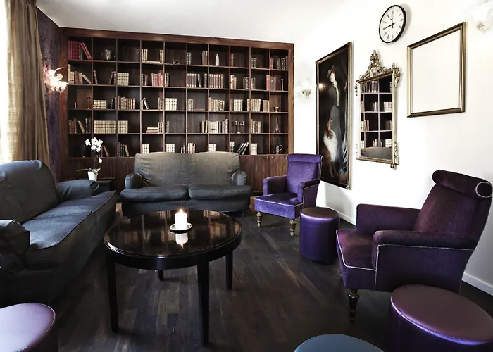 First Grand Hotel 4*